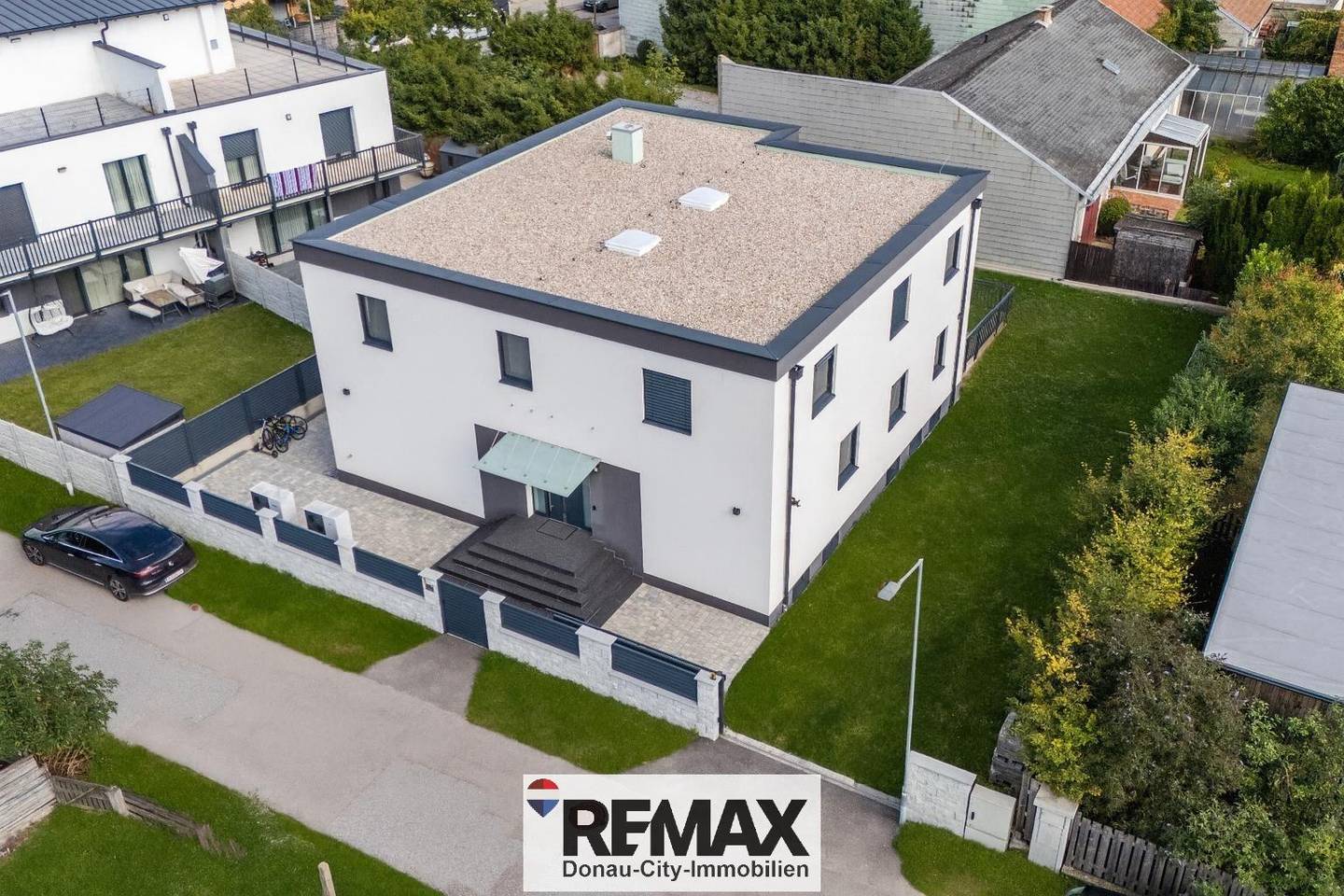 <b>"Exklusives Einfamilienhaus in Mannswörth – Luxus, Komfort und Lebensfreude unter einem Dach"</b>