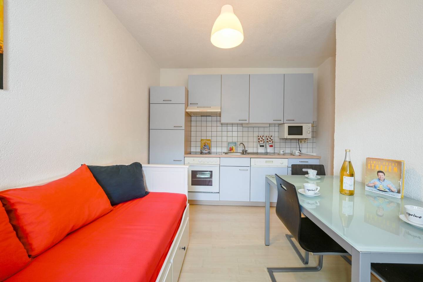 Sofort einziehen & wohlfühlen – kleine feine Wohnung in Rum