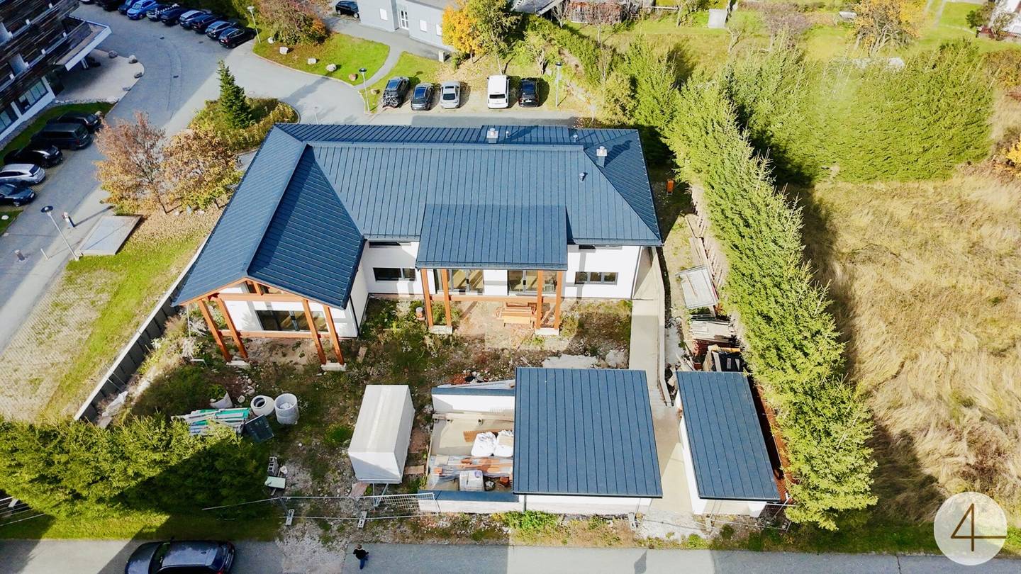 Edelrohbau - Green House Appartements - Wohnungspaket – direkt am Skilift Nassfeld  grüner Panoramablick - 28 PV-Panele - Stellplätze