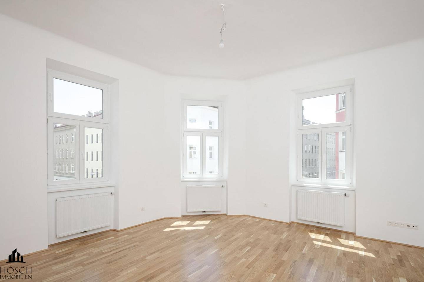 Altbauwohnung hochwertig saniert nahe U1
