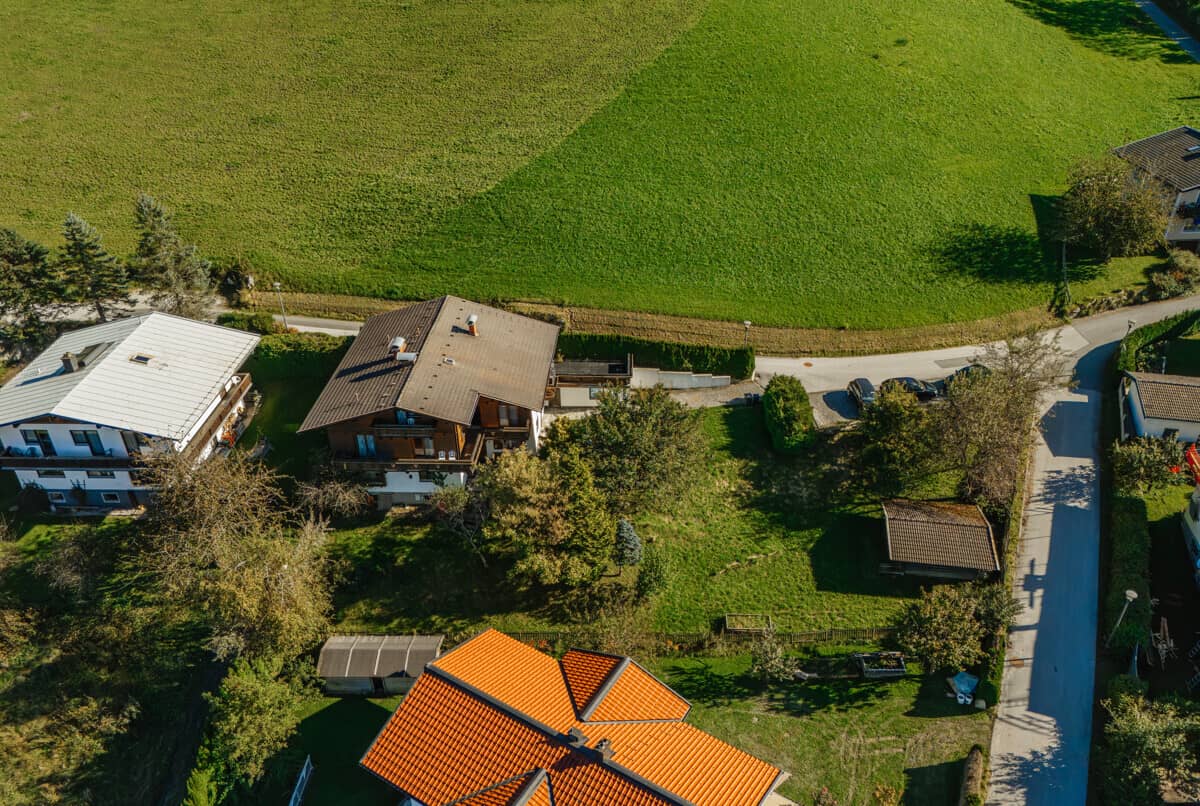 Viel Platz, viele Möglichkeiten – Mitarbeiterhaus oder Neubauchance