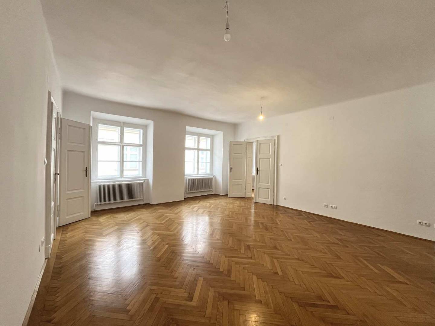 Wohnung nahe Stephansplatz und Schwedenplatz im Altbau