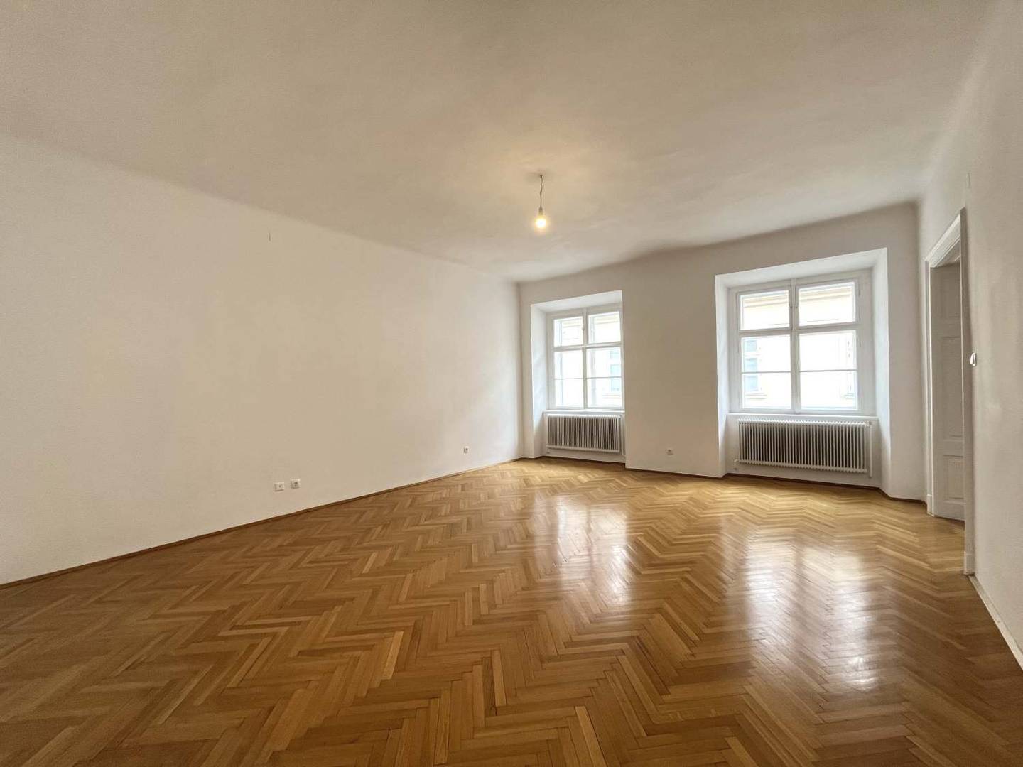 Wohnung nahe Stephansplatz und Schwedenplatz im Altbau