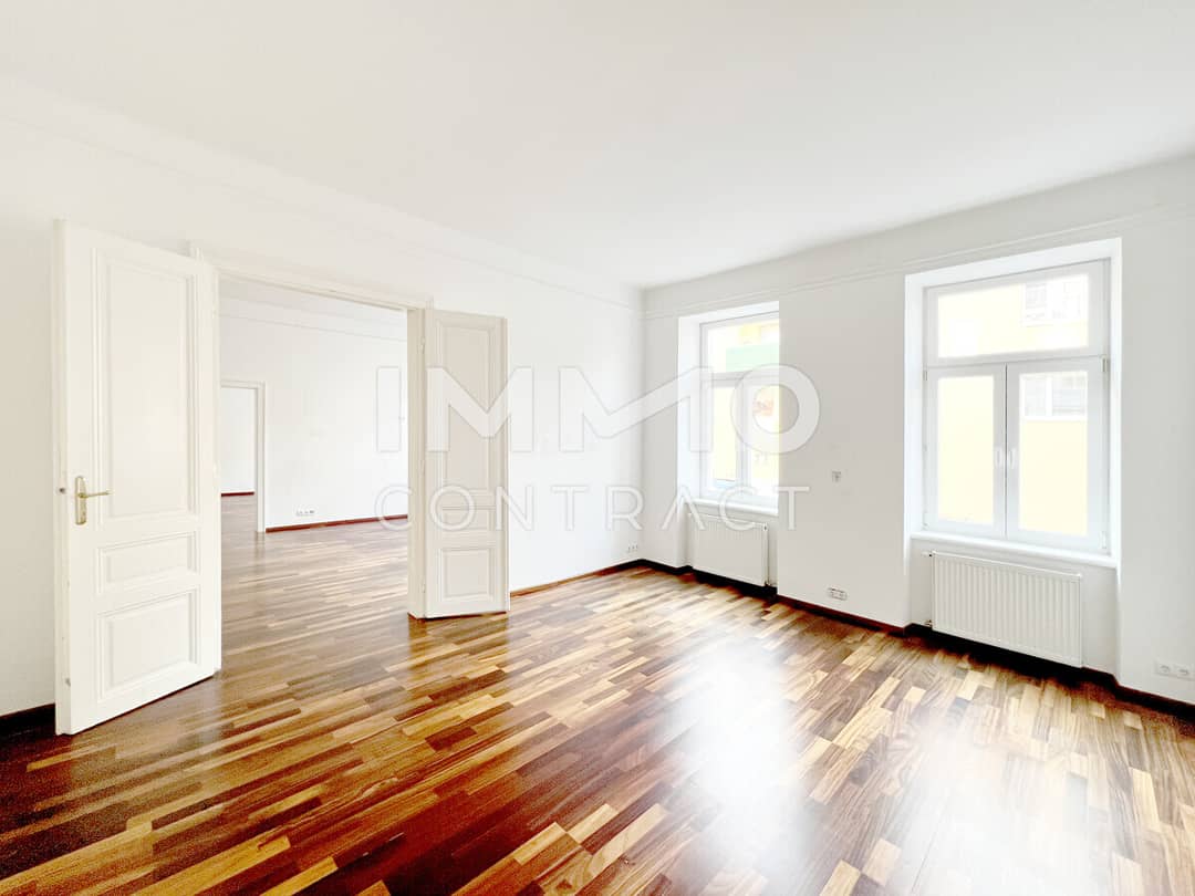 Renovierte Altbauwohnung mit Lift in ruhiger Lage
