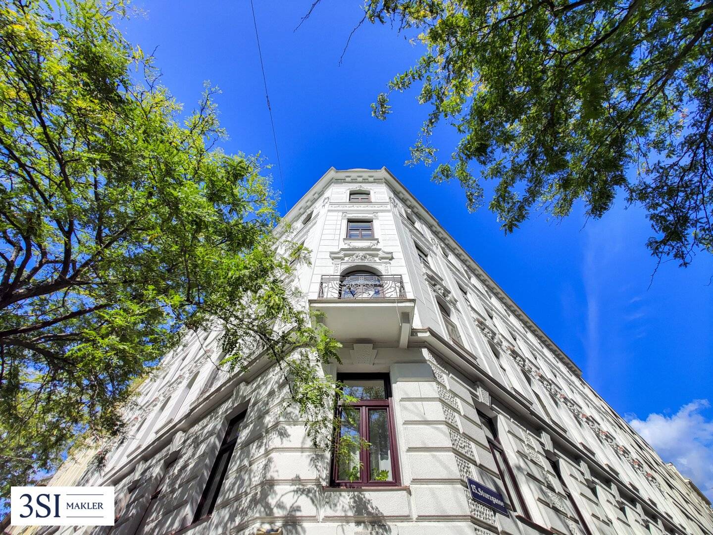 Wohnung Rohdachboden mit Ausbaustudie nahe U3