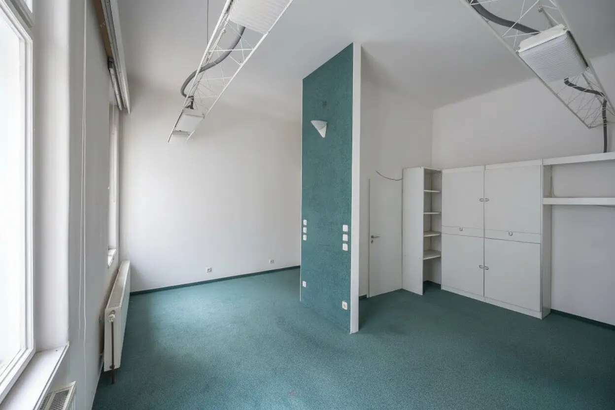 ++NEU++ ++Mantler++ Sanierungsbedürftige 1-Zimmer-Wohnung im Hochparterre in Hietzing