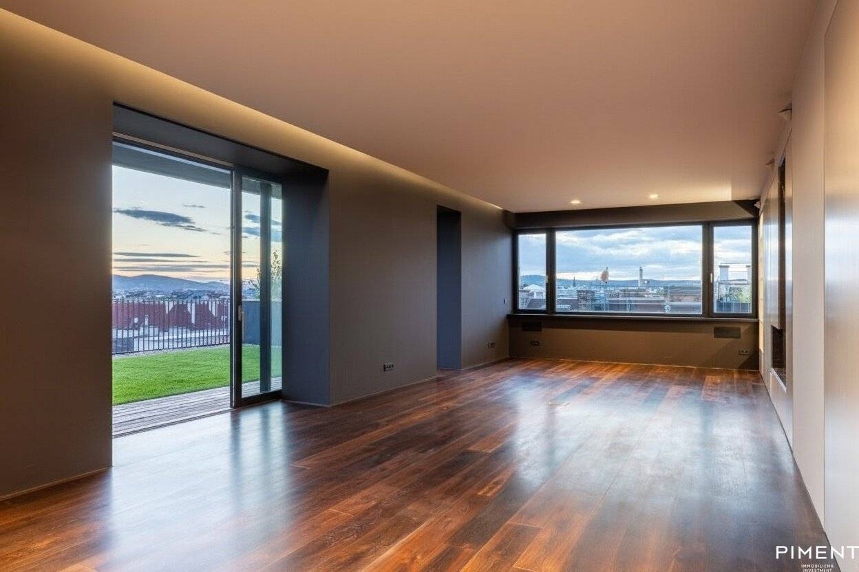 Penthouse with garden terrace and far view