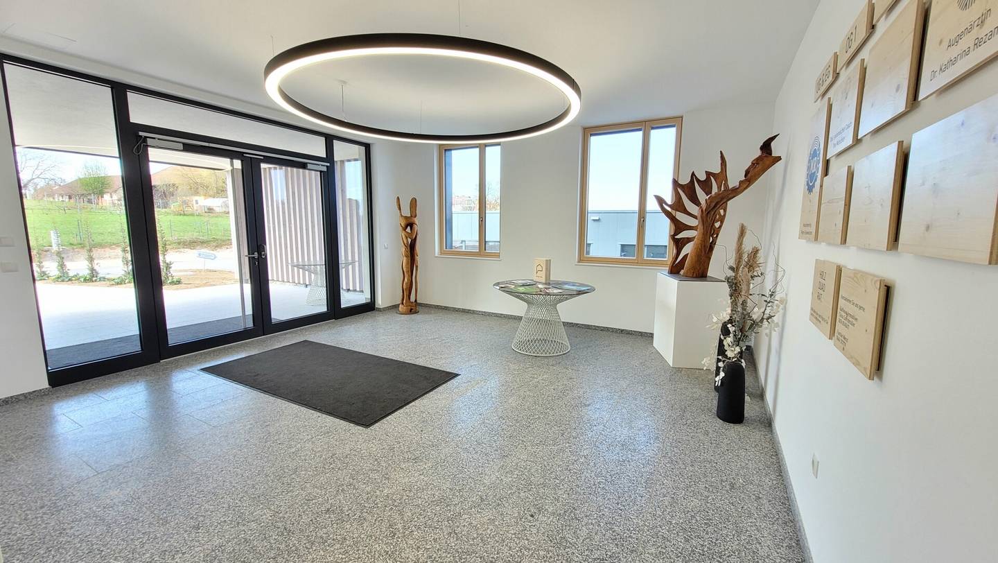 MODERN NACHHALTIG HOLZQUADRAT
