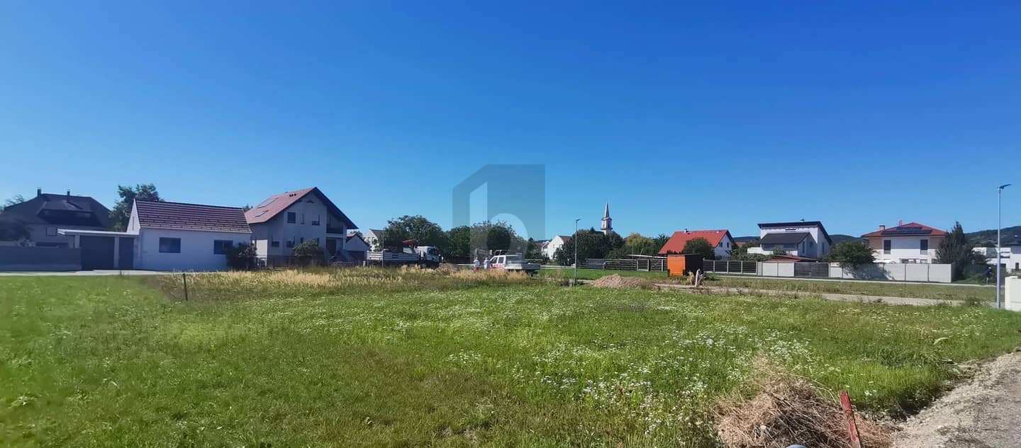Sonniges Baugrundstück in ruhiger Lage Wohnung