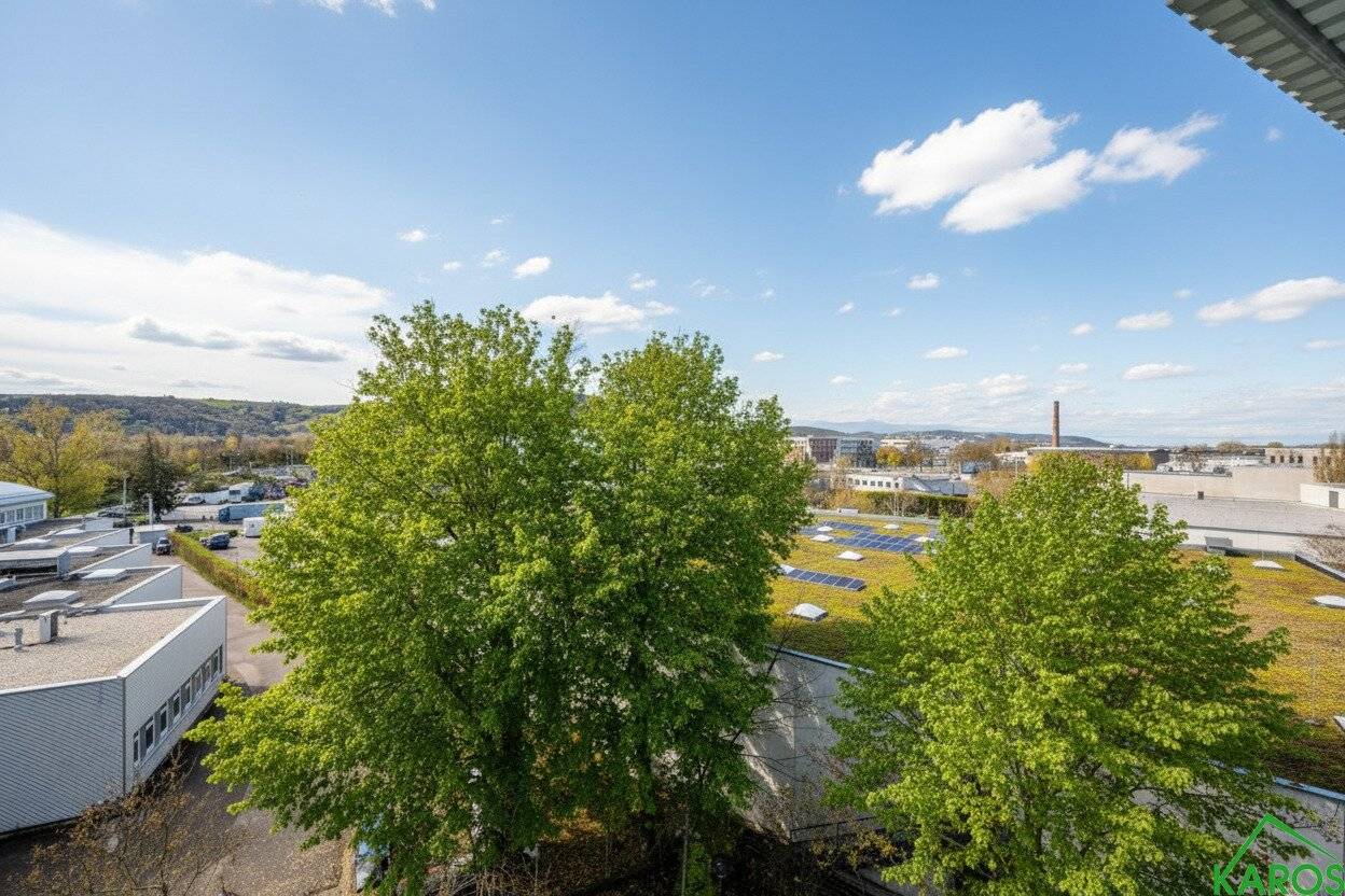 Großzügige Bürofläche in Wien 1210 – 896 m², 7 €/m² – Top Lage