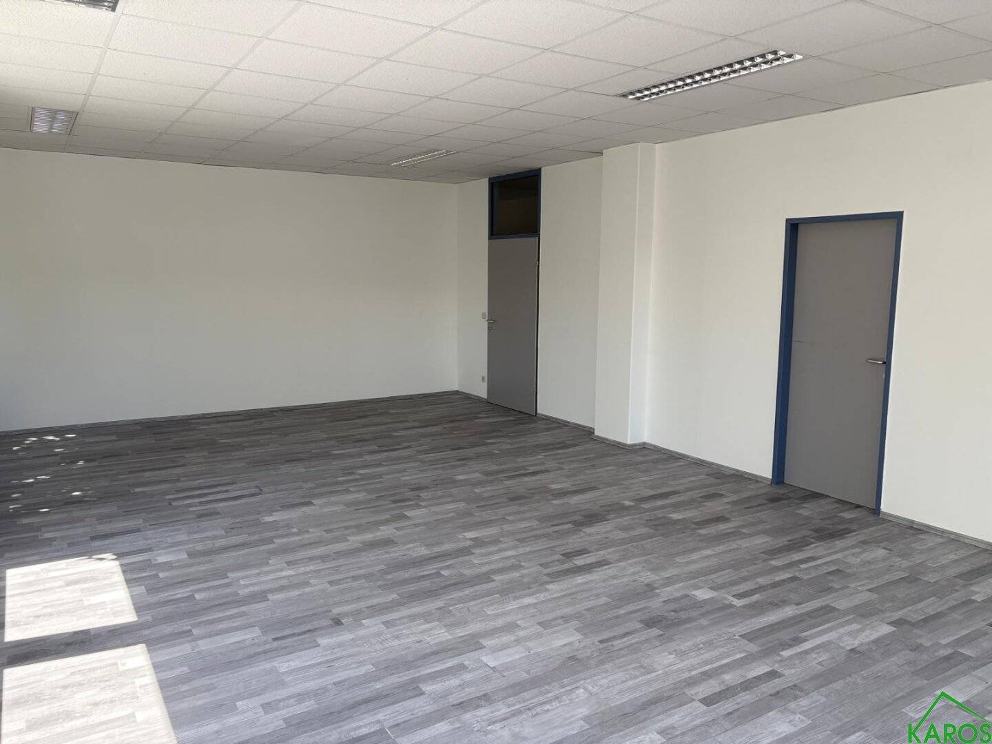 Attraktives Büro direkt an der A22 in Wien, 53,26 m², gute Anbindung