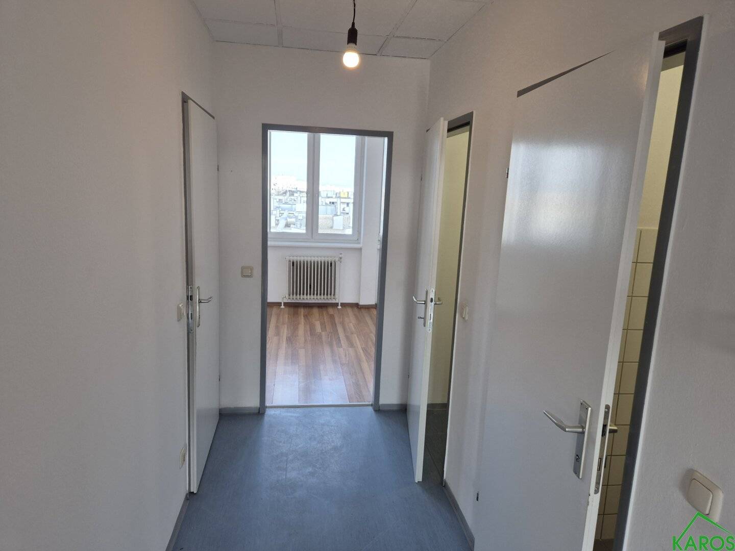 Wohnung mit Fernblick und offener Küche