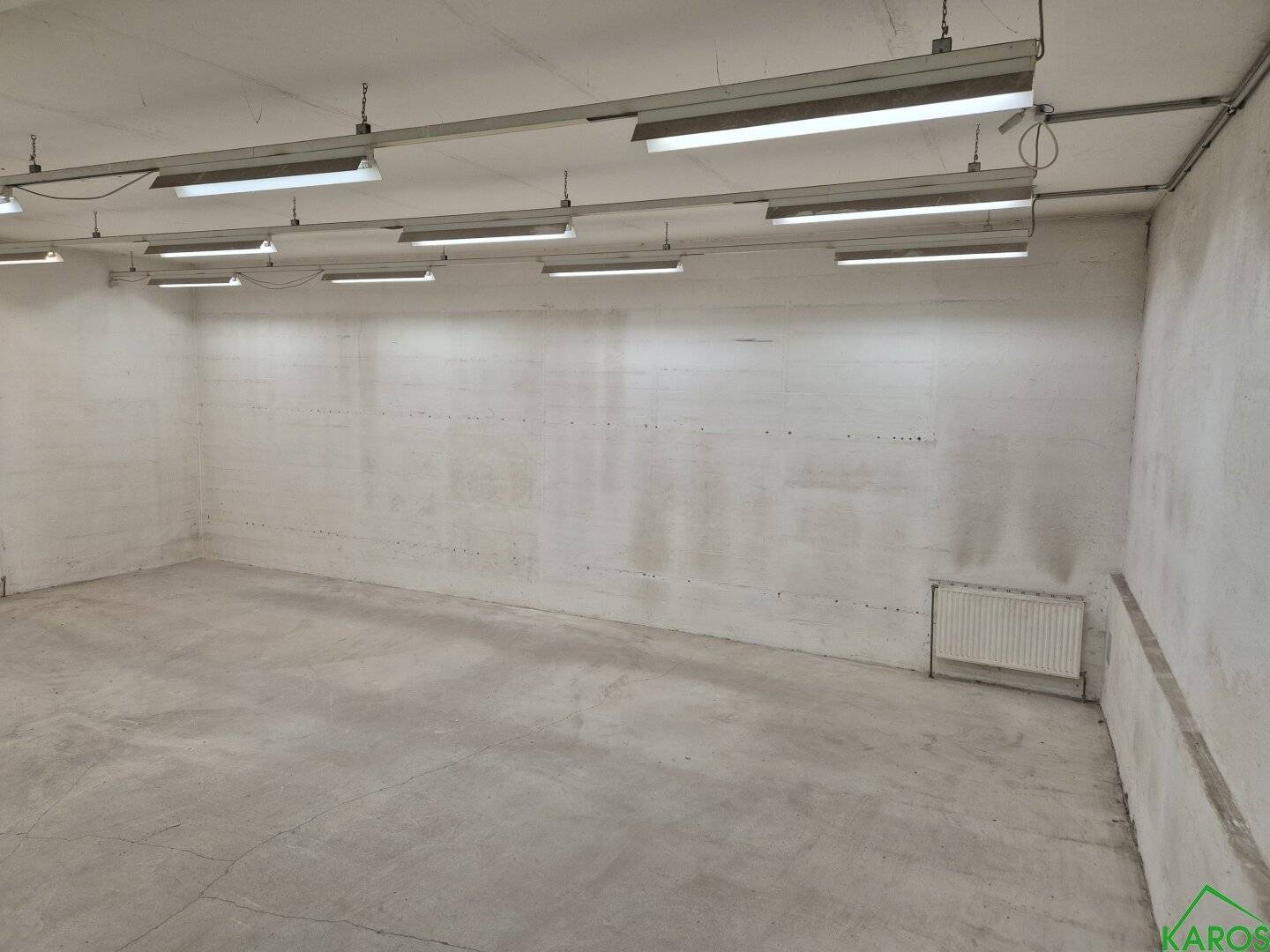 Attractive workshop in 1120 Vienna, 291 m² for your business with inventory