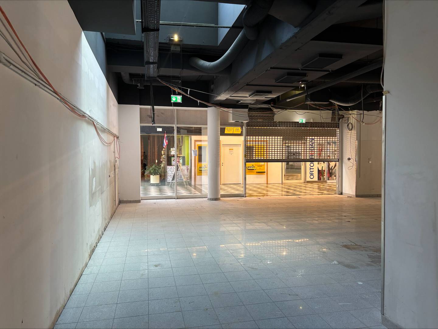 Ladenlokal mit Außenpräsenz in Galerie Wieden, Wien 1040 zentrale Lage