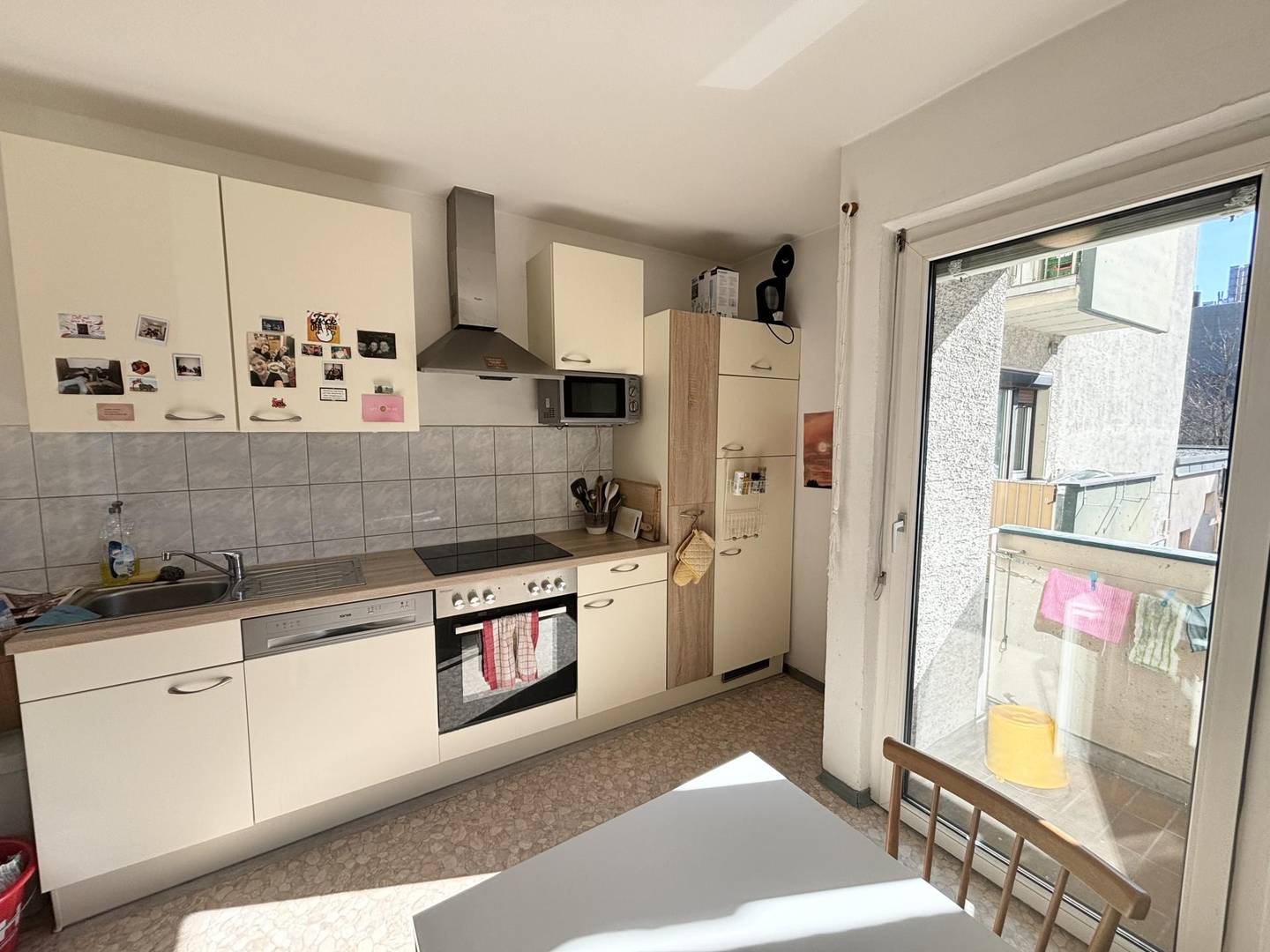 Apartment centrally located with balcony and loggia