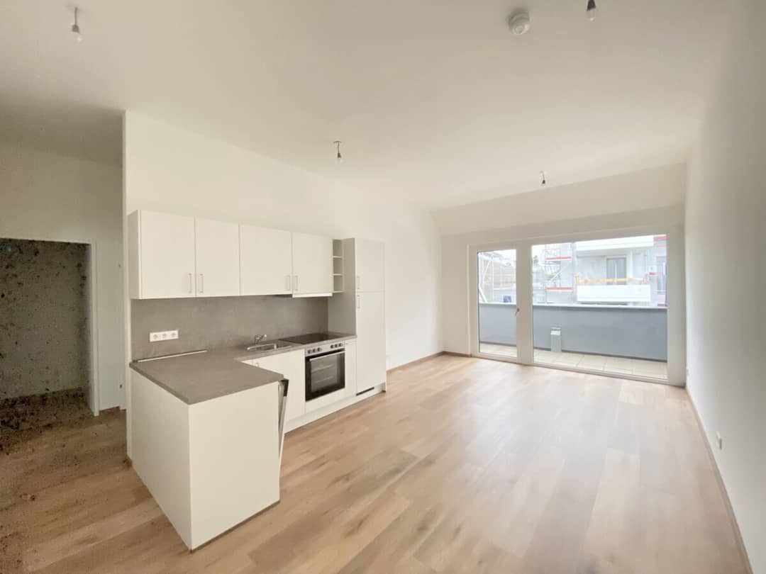 Dachgeschosswohnung Erstbezug Dachterrasse U3