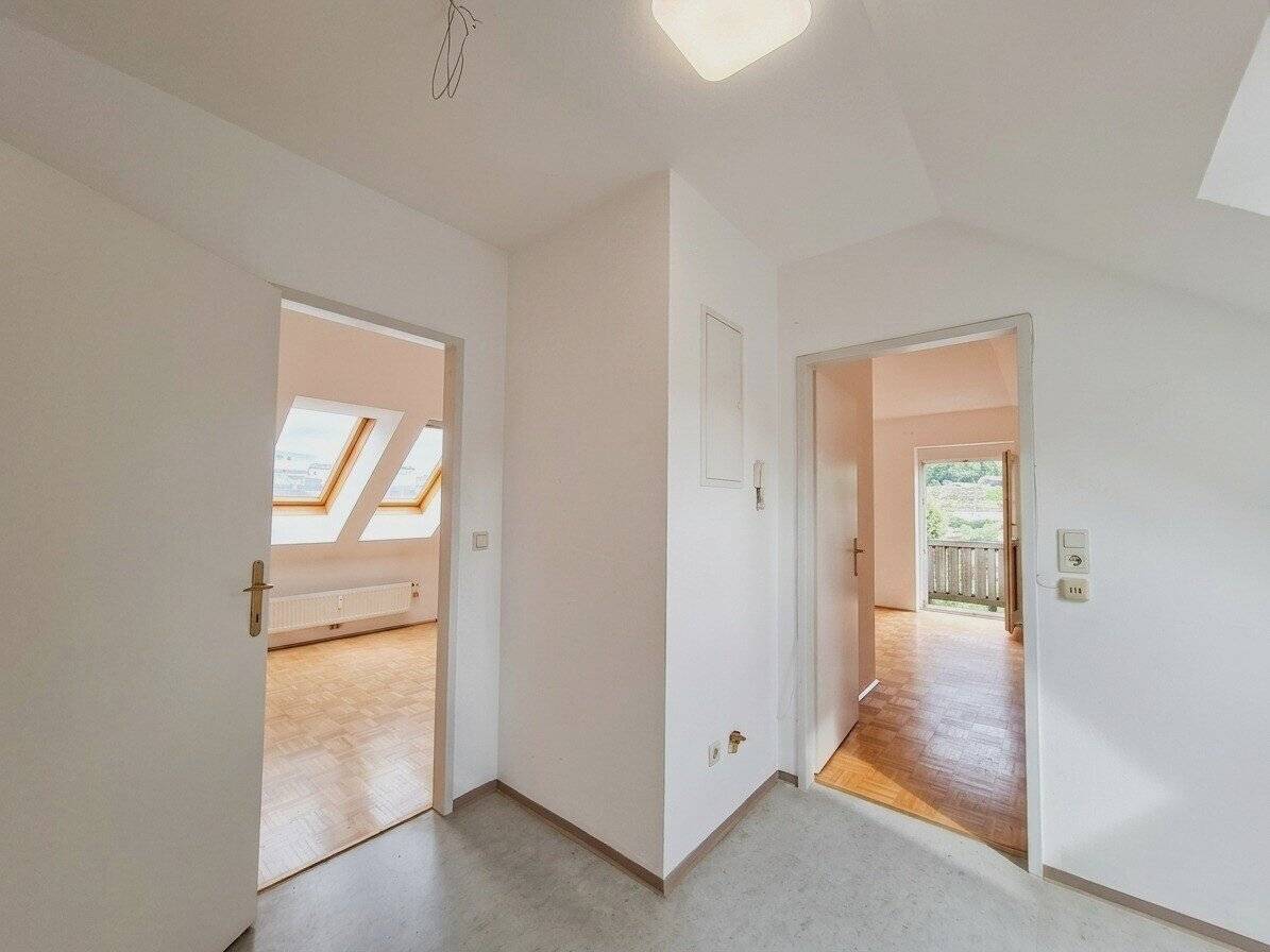 Dachgeschosswohnung mit Balkon nahe Hauptplatz