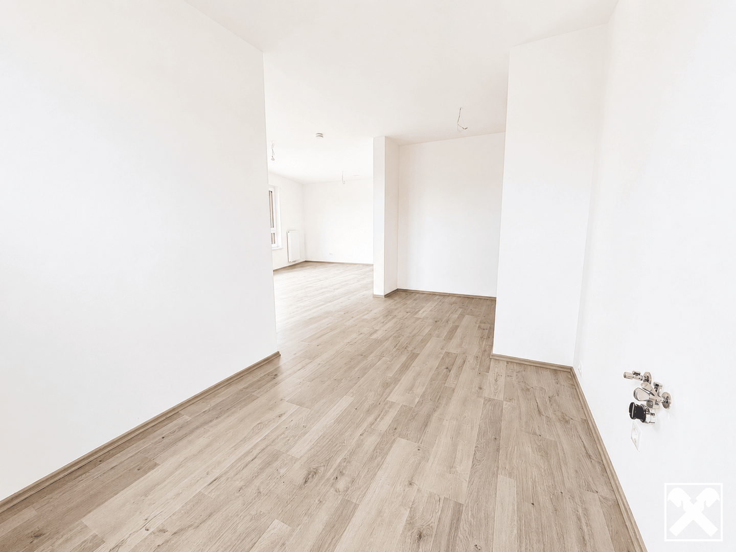 New build apartment with balcony and underground parking