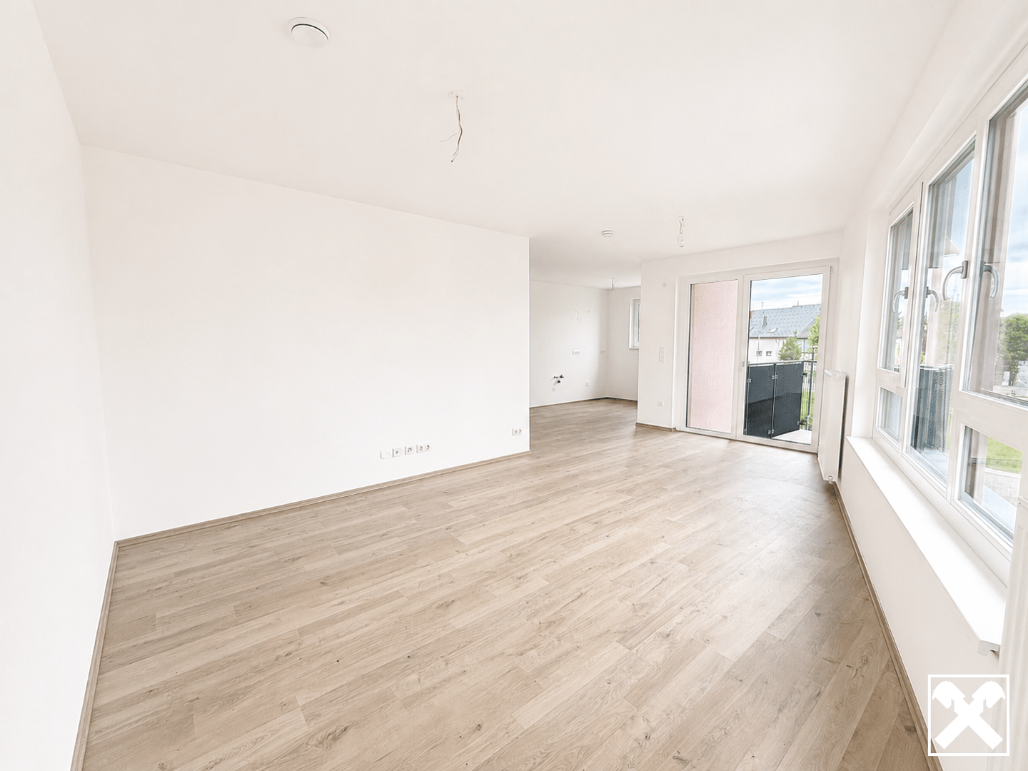 New build apartment with balcony and underground parking