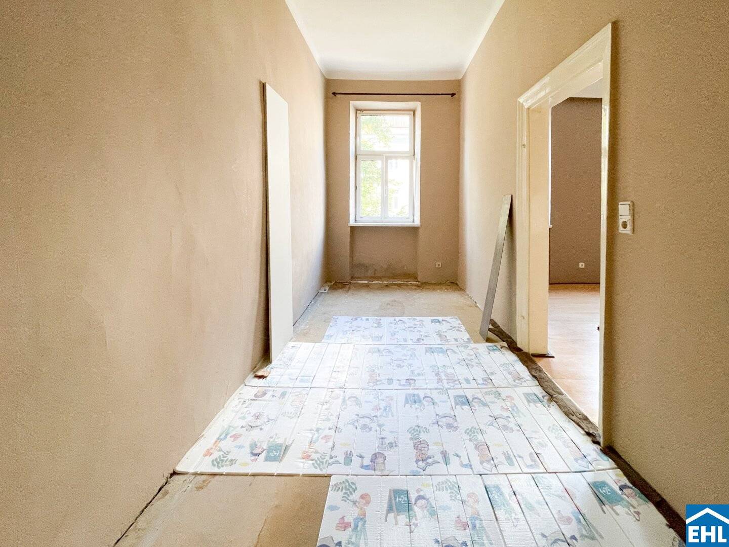 Apartment near Augarten with planned lift