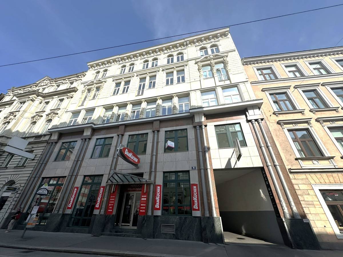 Apartment near Margaretenplatz with two kitchens