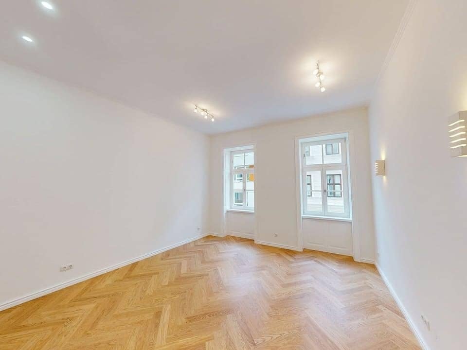 Wohnung Erstbezug nach Sanierung mit Aufzug