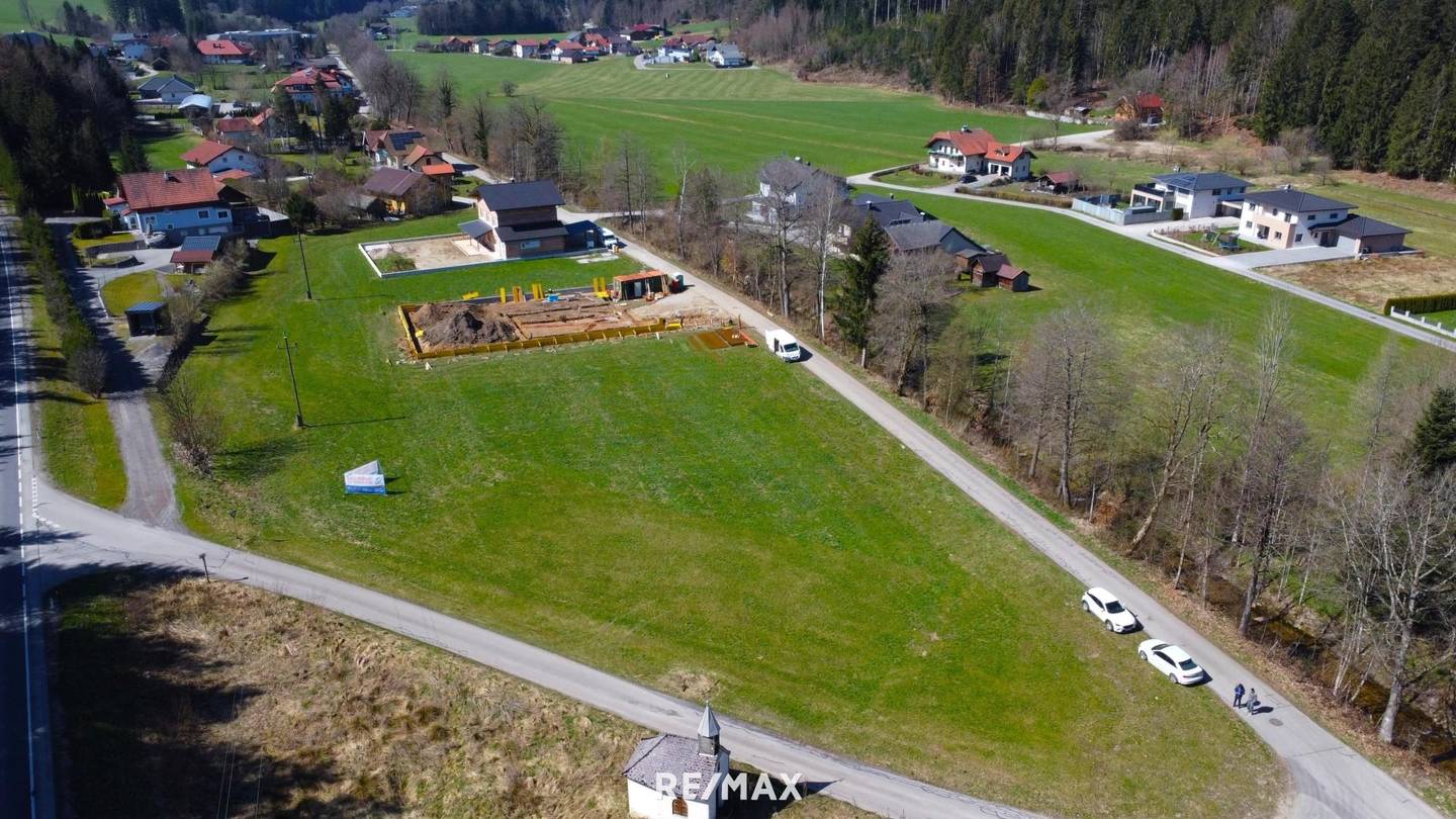 Neubau: Massivhaus (ca. 114m²) in Pöndorf-Hocheck