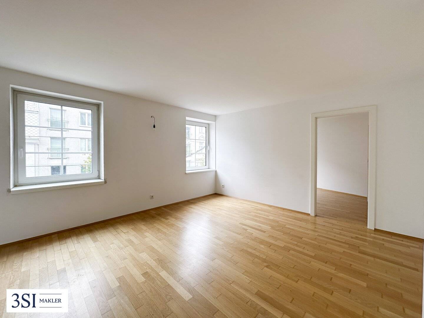 Modern apartment with south-facing terrace near Schönbrunn Palace