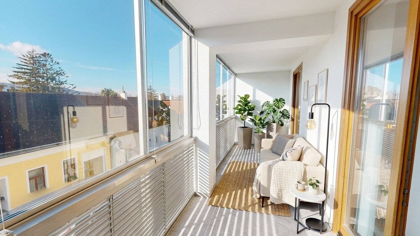 Three room apartment with loggia in a quiet location