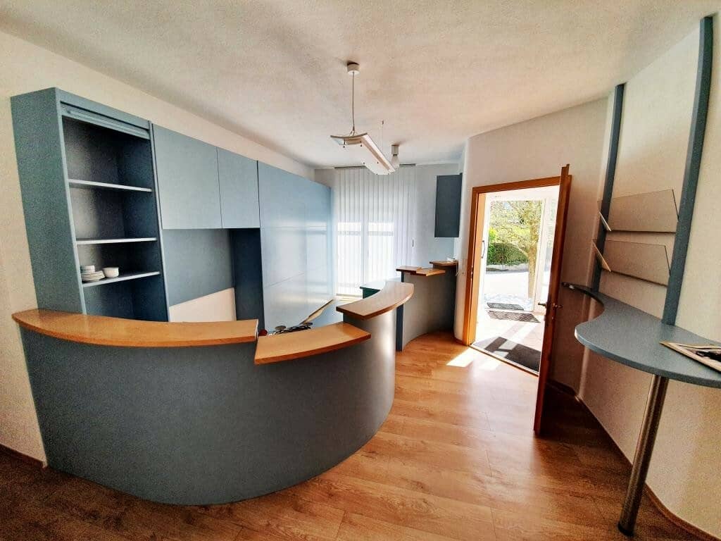 Großzügige Büro- oder Ordinationsflächen (Wahlarzt) zwischen 122 m² und 163 m²