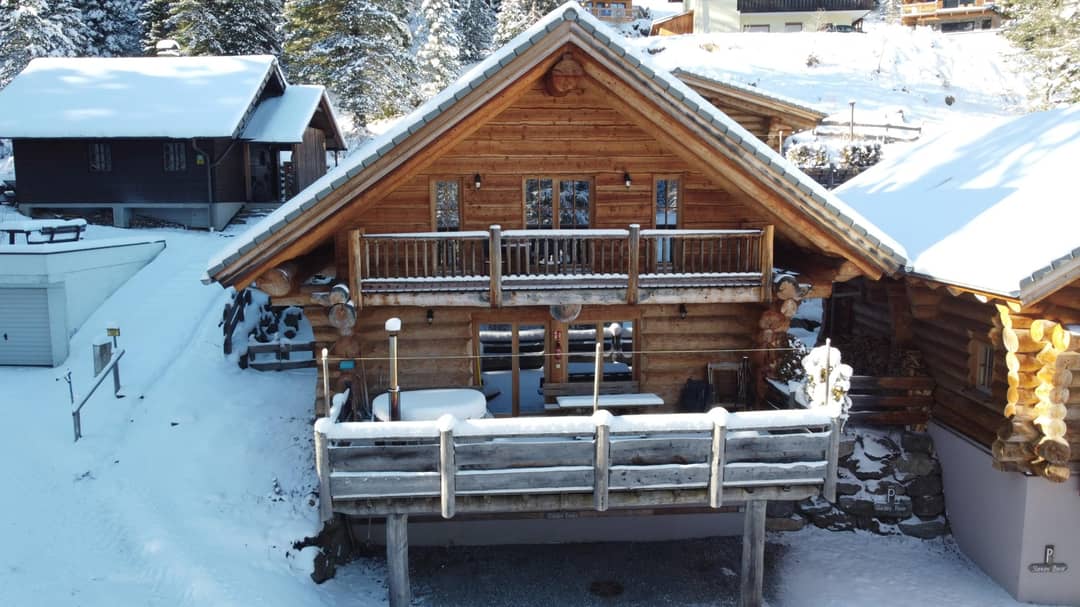 Luxuriöses Rundholz-Chalet mit Ski-In & Ski-Out an der Turracher Höhe