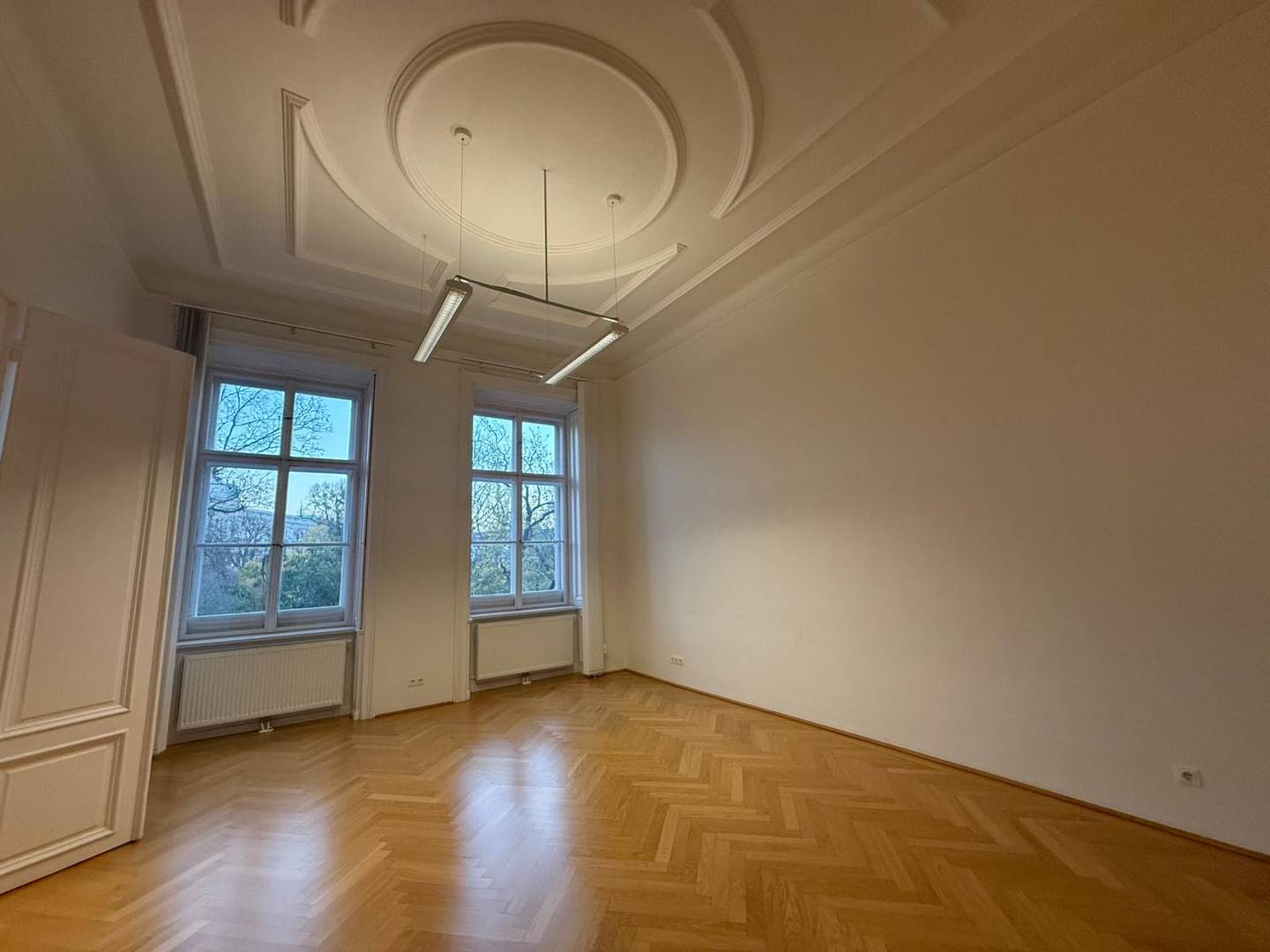 Büro am Opernring - 1010 Wien zu mieten