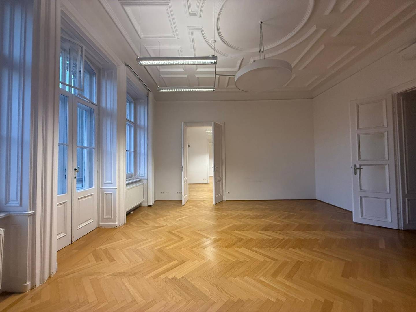 Büro am Opernring - 1010 Wien zu mieten