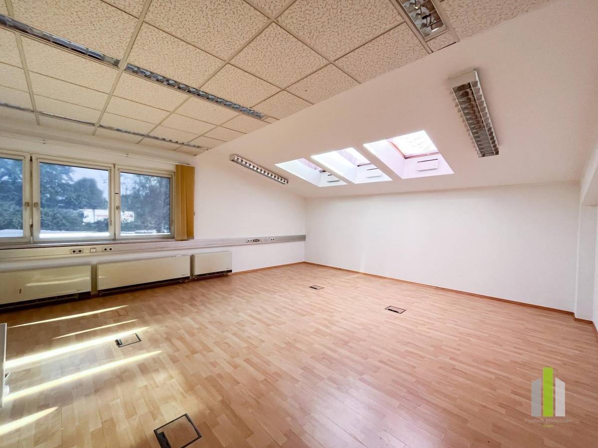 Attraktives Büro in Salzburg nähe Bergheim mit Archiv und Lager