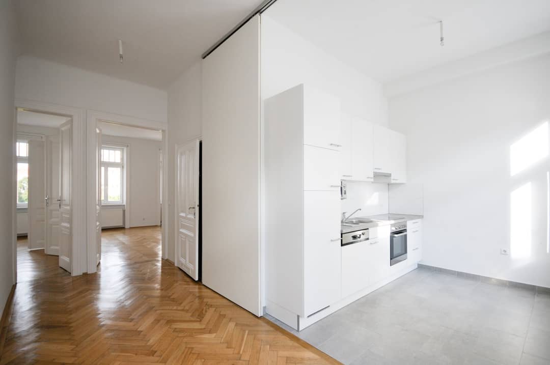 Wohnung Altbau mit moderner Küche in Döbling