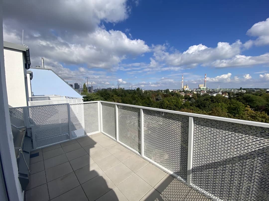 Dachgeschosswohnung mit Balkon nahe U3 Simmering