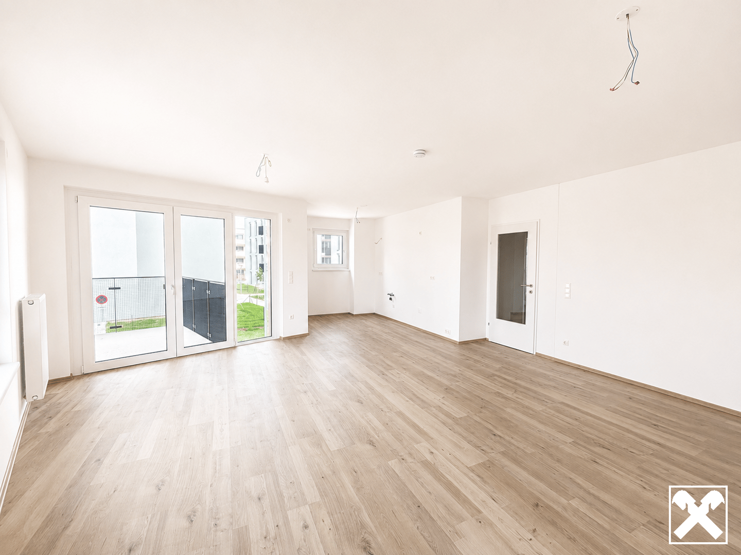 Apartment in a green area with balcony and underground parking