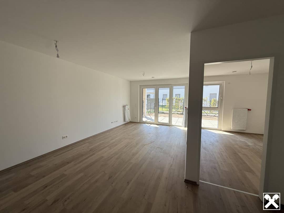 Haus_1_Top_2_Überblick_Wohnbereich_und_Zimmer