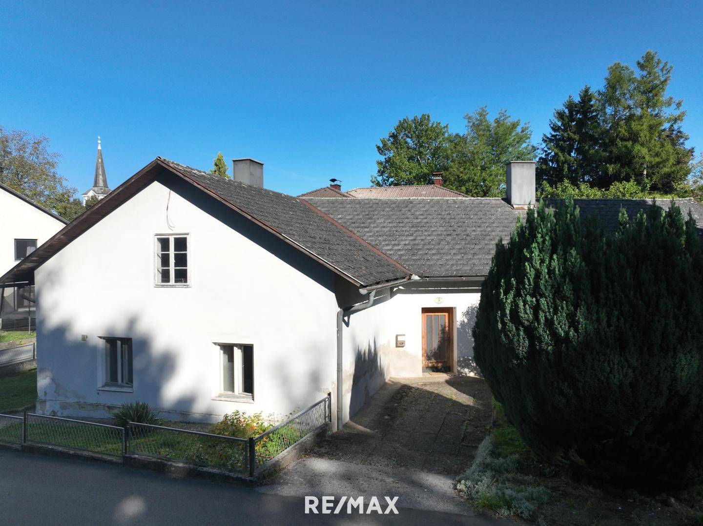 Einfamilienhaus mit Potenzial in St. Leonhard am Forst – Randlage
