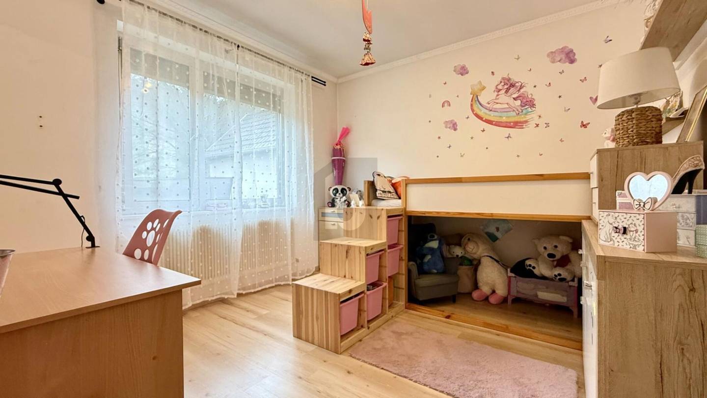 Ruhig gelegene Familienwohnung mit eigenem Wald