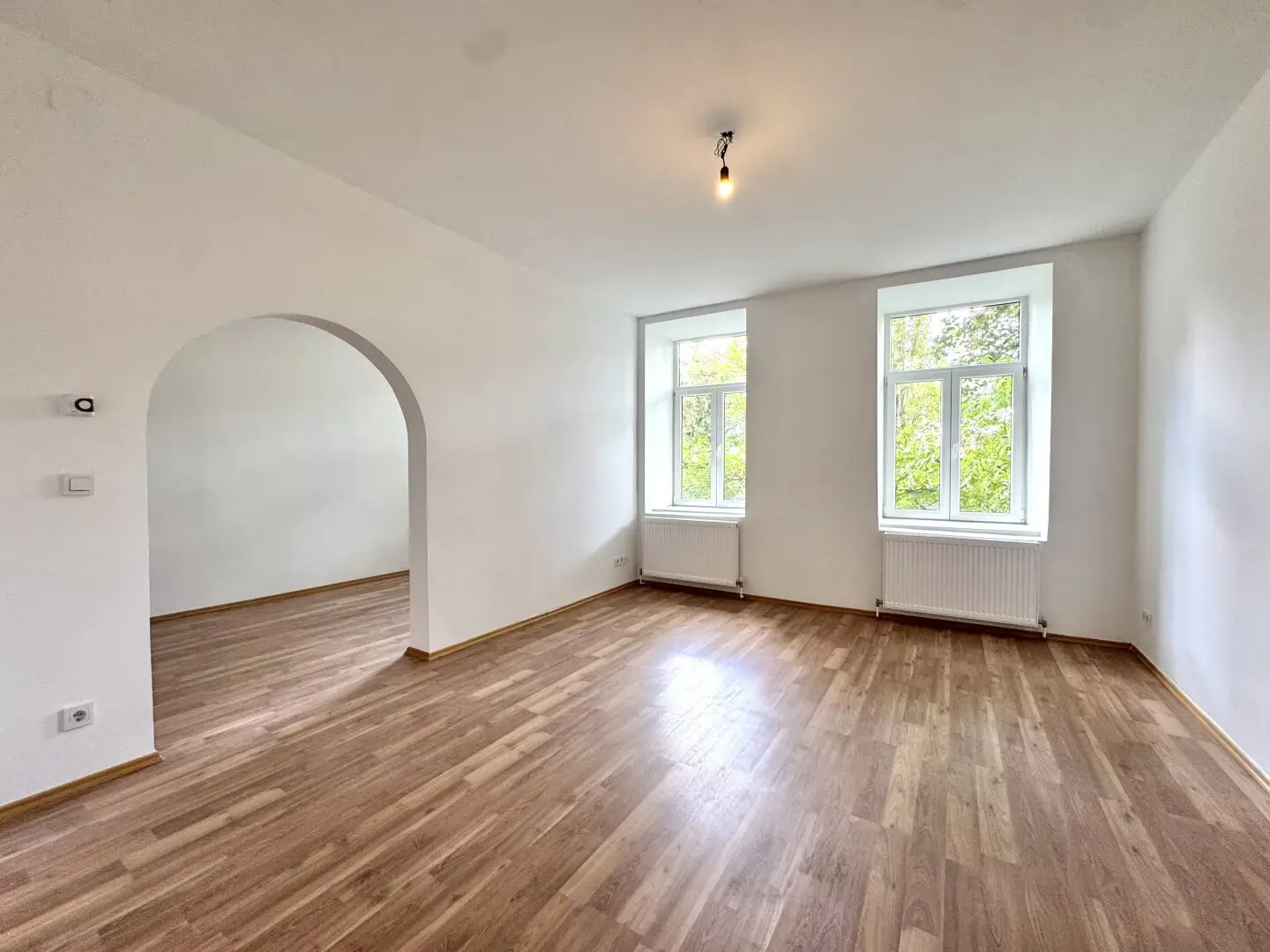 City apartment near U3 Schlachthausgasse - Charming old building in a quiet location,