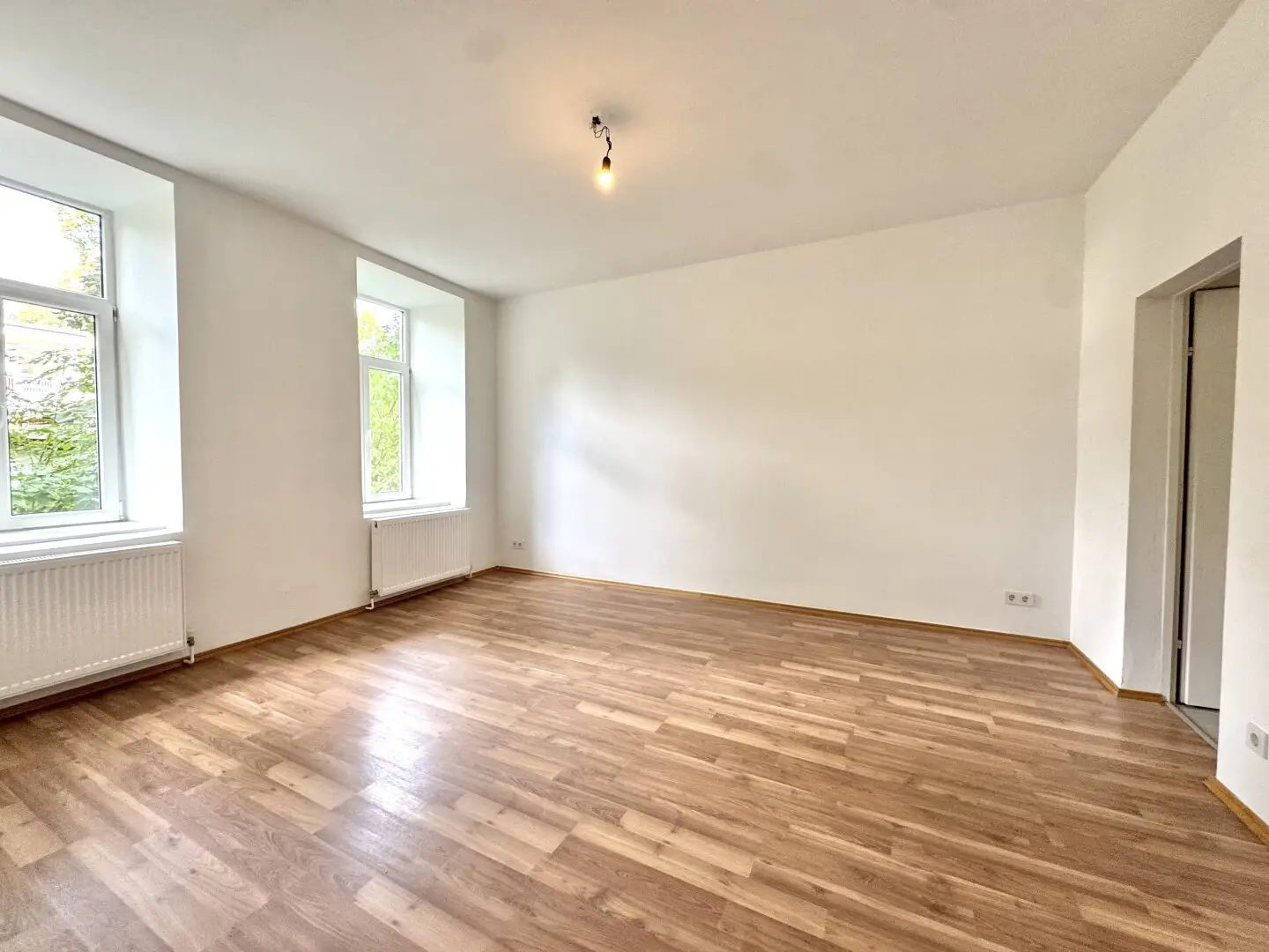 City apartment near U3 Schlachthausgasse - Charming old building in a quiet location,