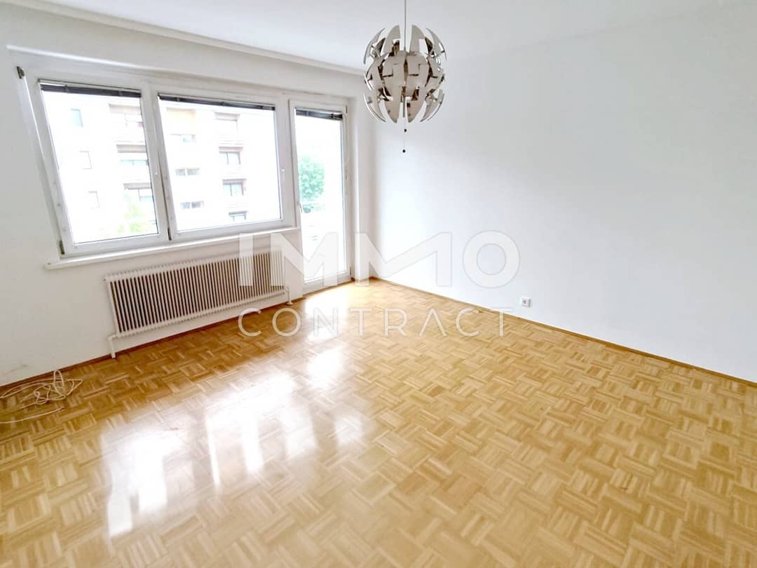 Apartment with balcony in quiet sunny location