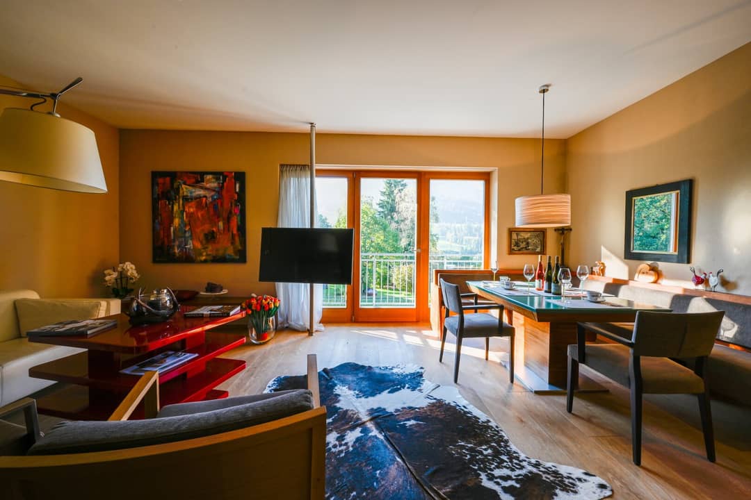 Sunlit apartment with sauna in Scheffau