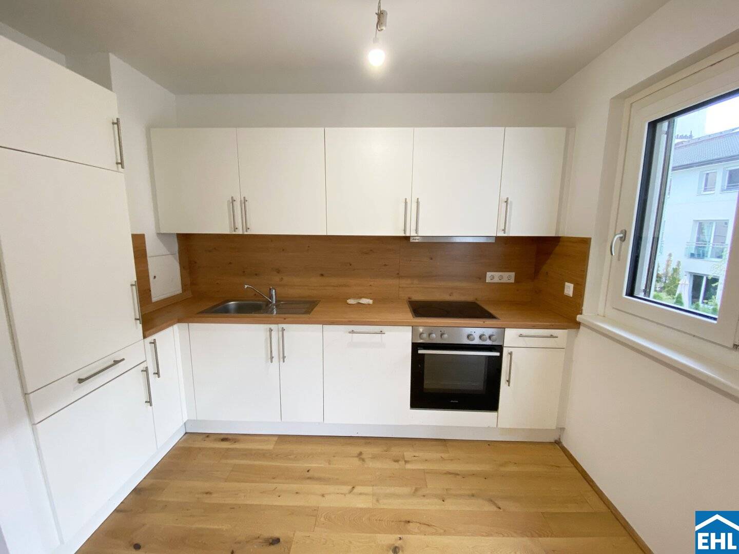 Helle 2-Zimmer-Wohnung mit Balkon in Wien Favoriten, nahe U-Bahn