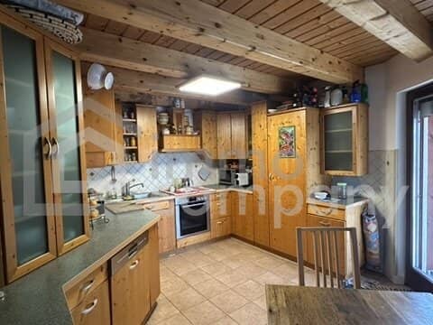 Haus in Schrebergartensiedlung, ständig Bewohnbar, Balkon, Terrasse, Pool, Gartenhütte und mehr.