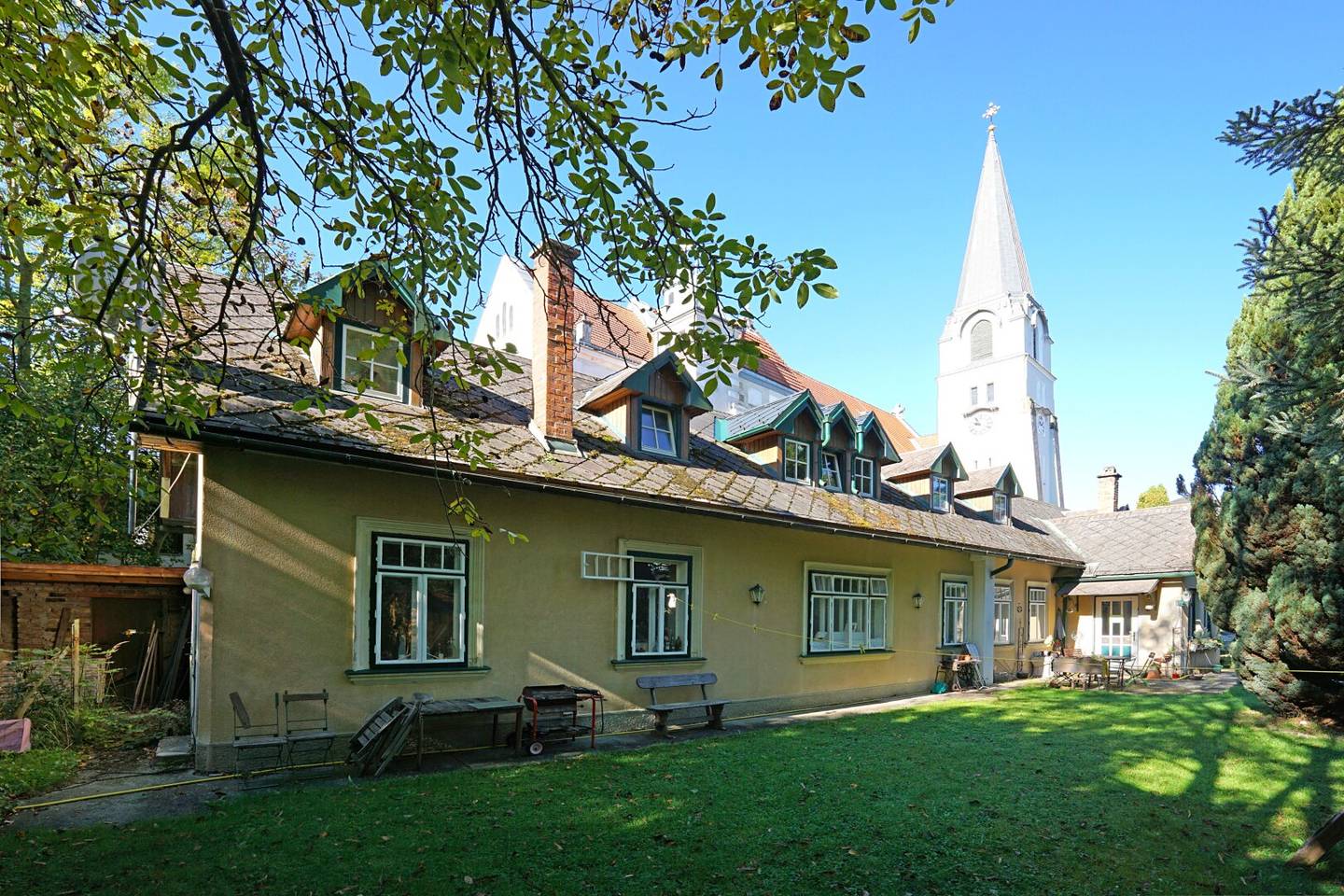 65 % verbaubar! Bauträger-Liegenschaft in ruhiger Zentrumslage in Pressbaum