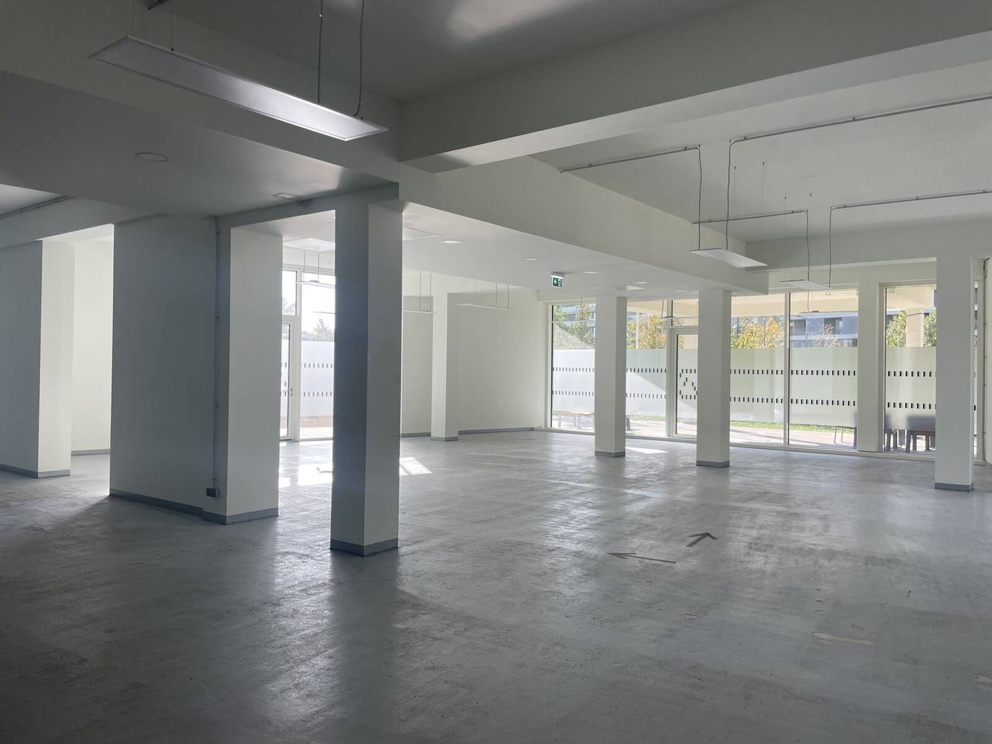 Bürofläche im Erdgeschoss, 355 m² in 1100 Wien – flexibel nutzbar
