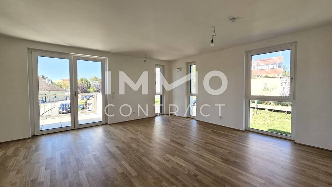 Erstbezug Wohnung mit Balkon und heller Wohnküche