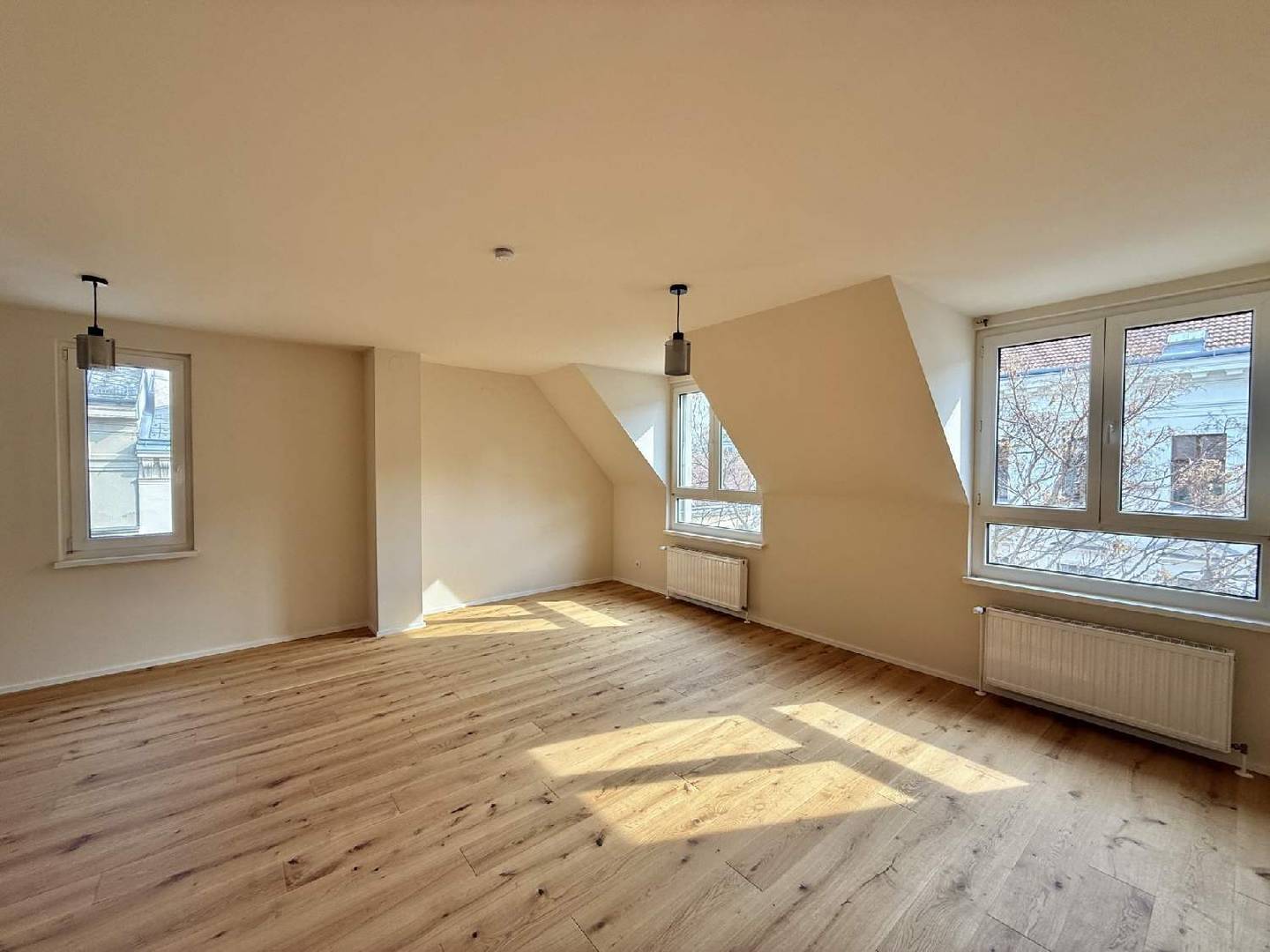 Attic apartment with a green view and a quiet location
